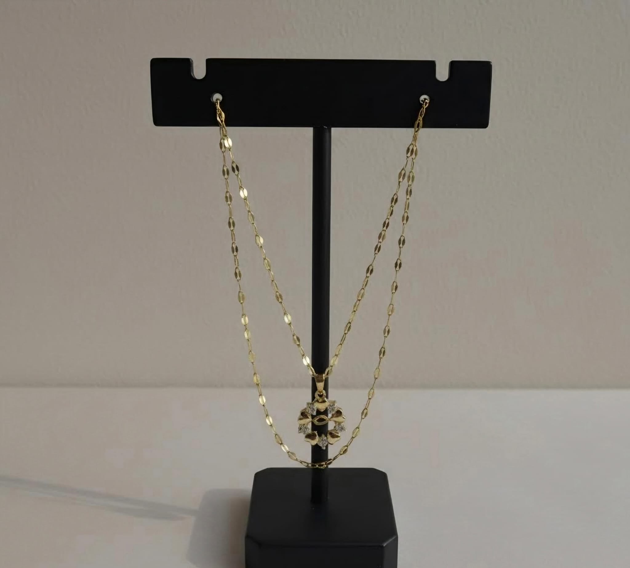 Aurea Circle Necklace