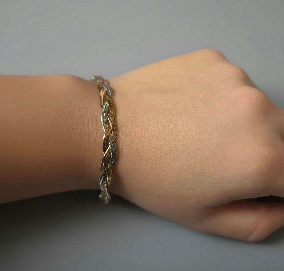 Tricolor Mesh Bracelets