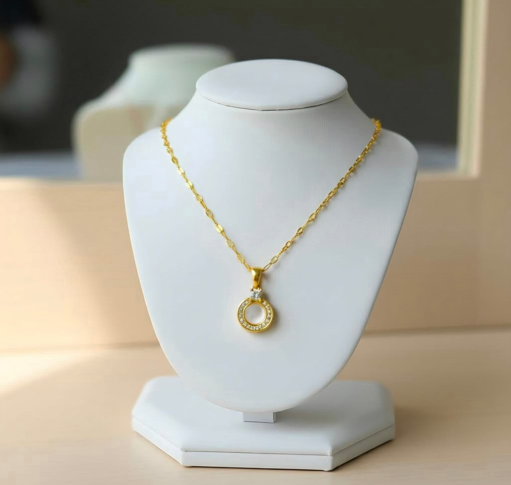 Lunéa Collection Necklace