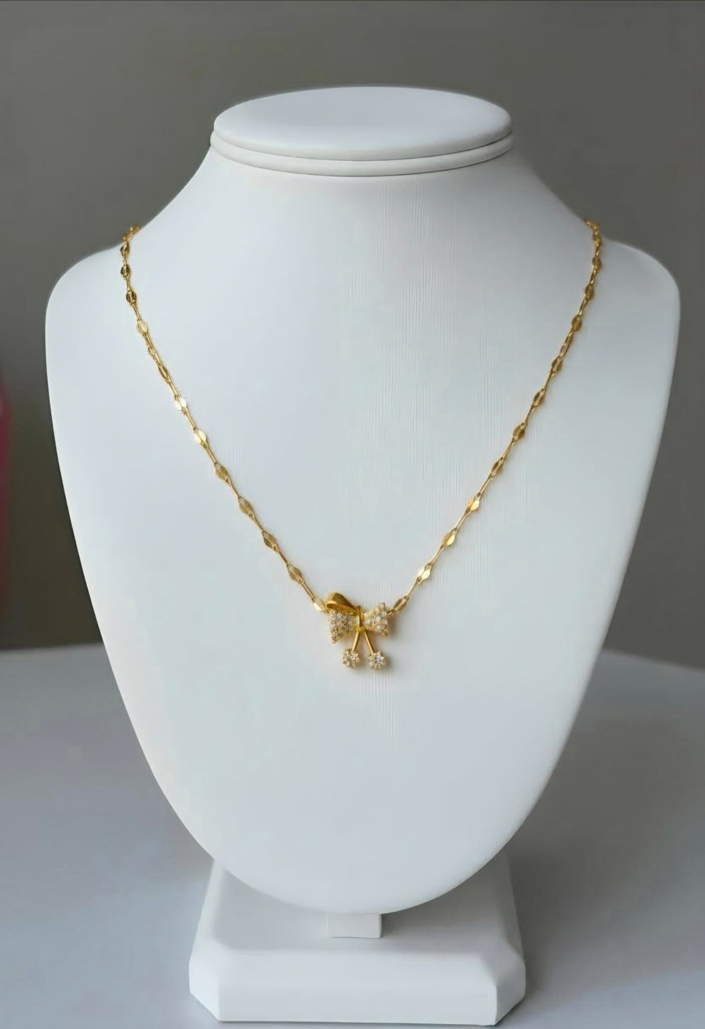 Lunéa Collection Necklace